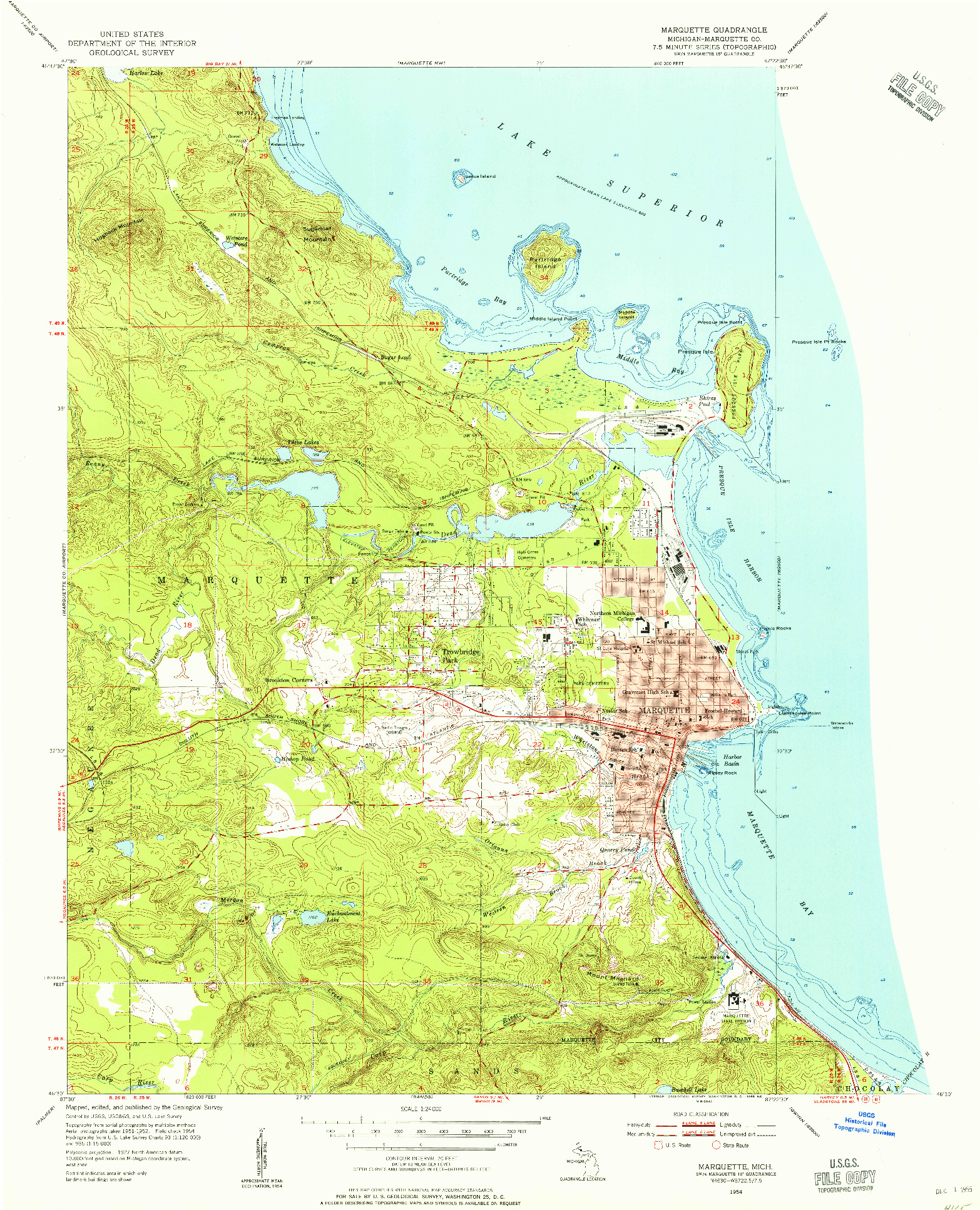 USGS 1:24000-SCALE QUADRANGLE FOR MARQUETTE, MI 1954