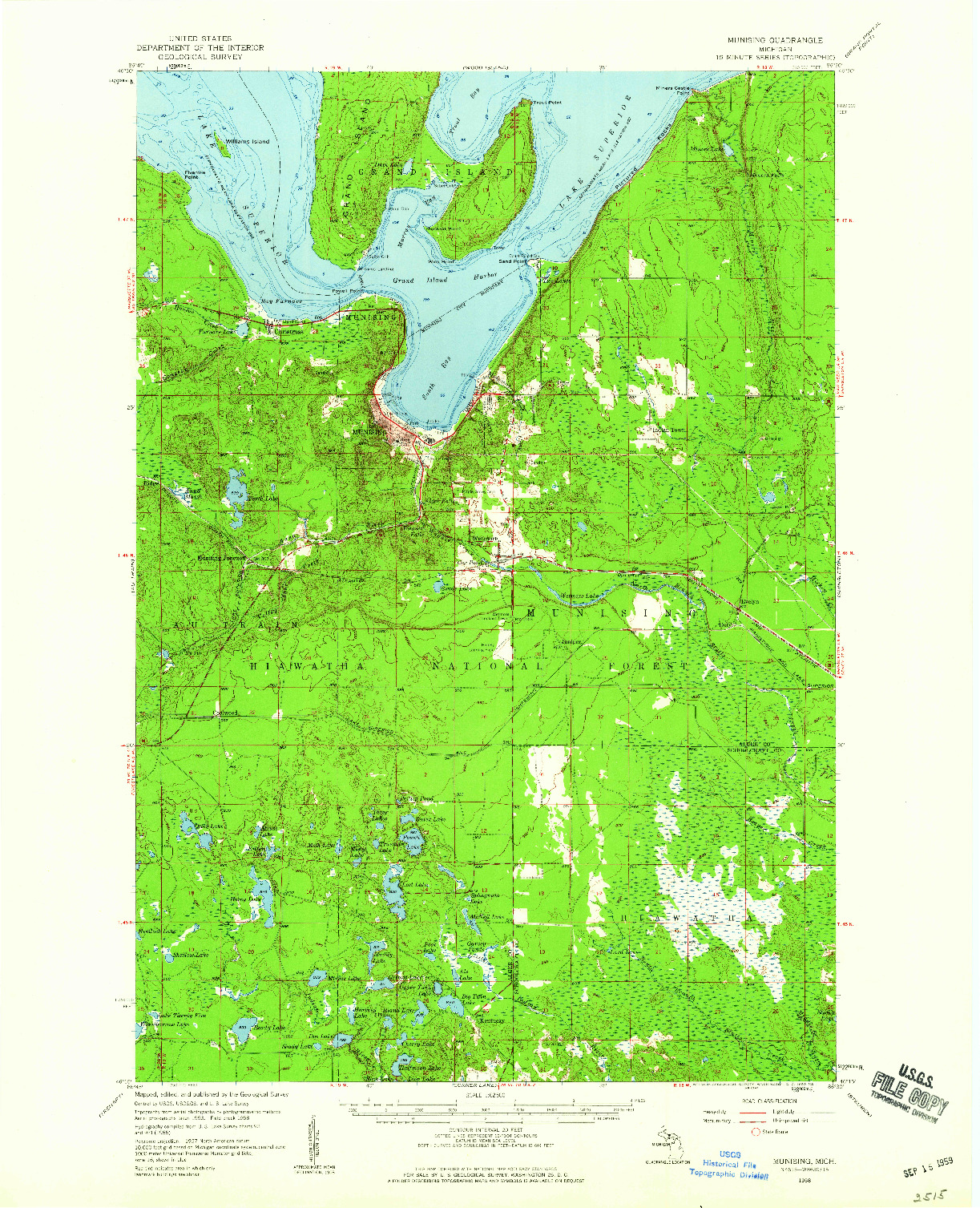 USGS 1:62500-SCALE QUADRANGLE FOR MUNISING, MI 1958