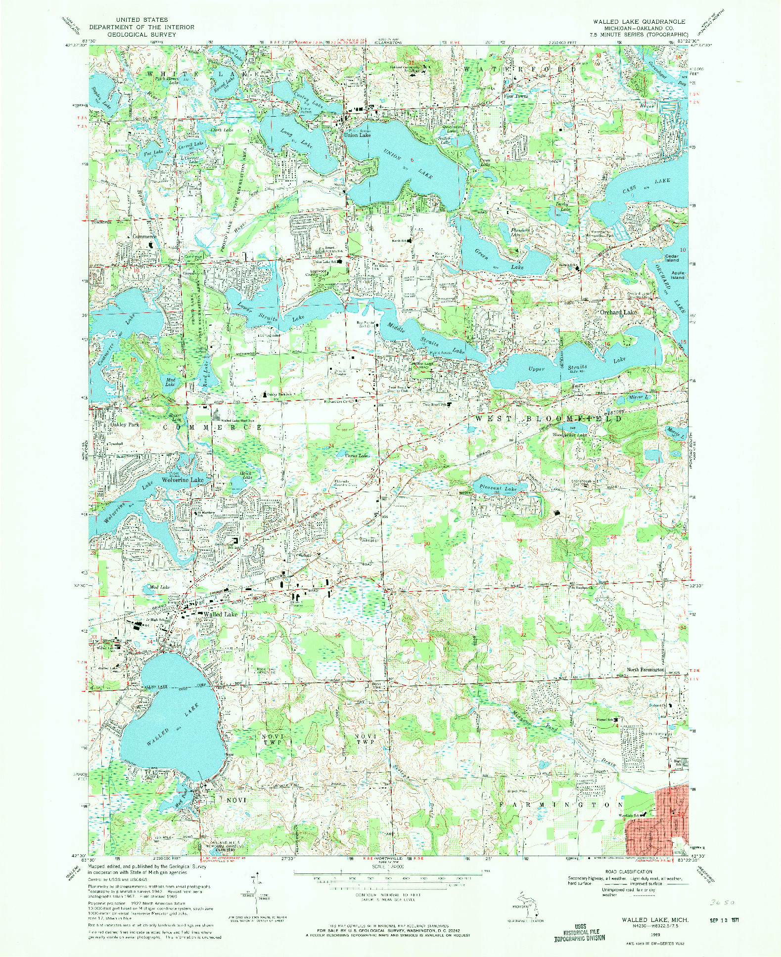 USGS 1:24000-SCALE QUADRANGLE FOR WALLED LAKE, MI 1969