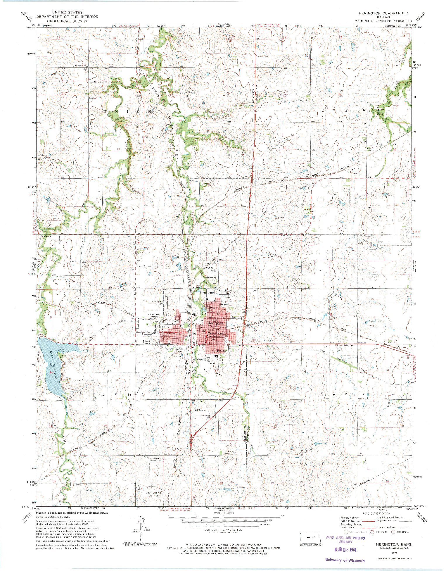 USGS 1:24000-SCALE QUADRANGLE FOR HERINGTON, KS 1972