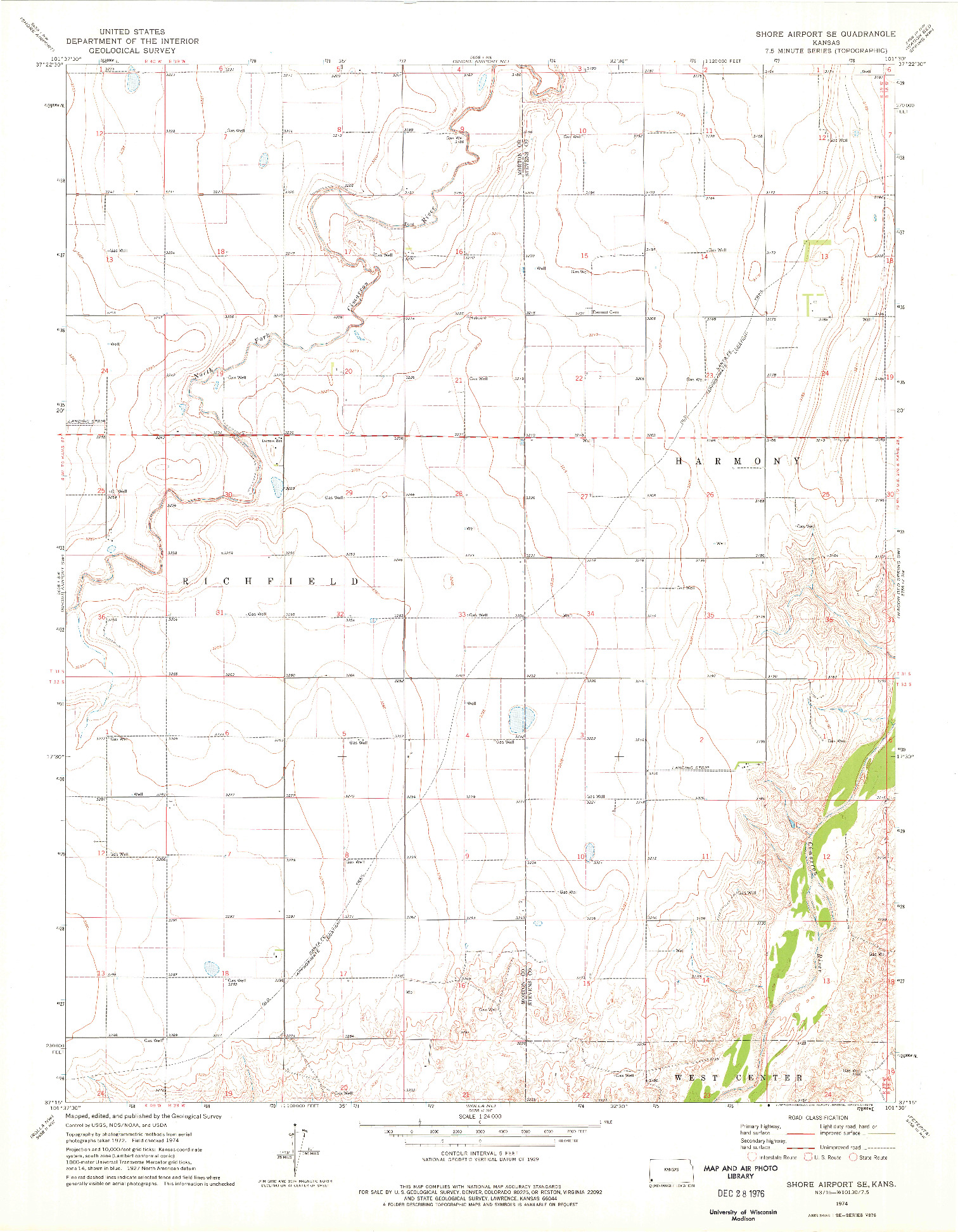 USGS 1:24000-SCALE QUADRANGLE FOR SHORE AIRPORT SE, KS 1974