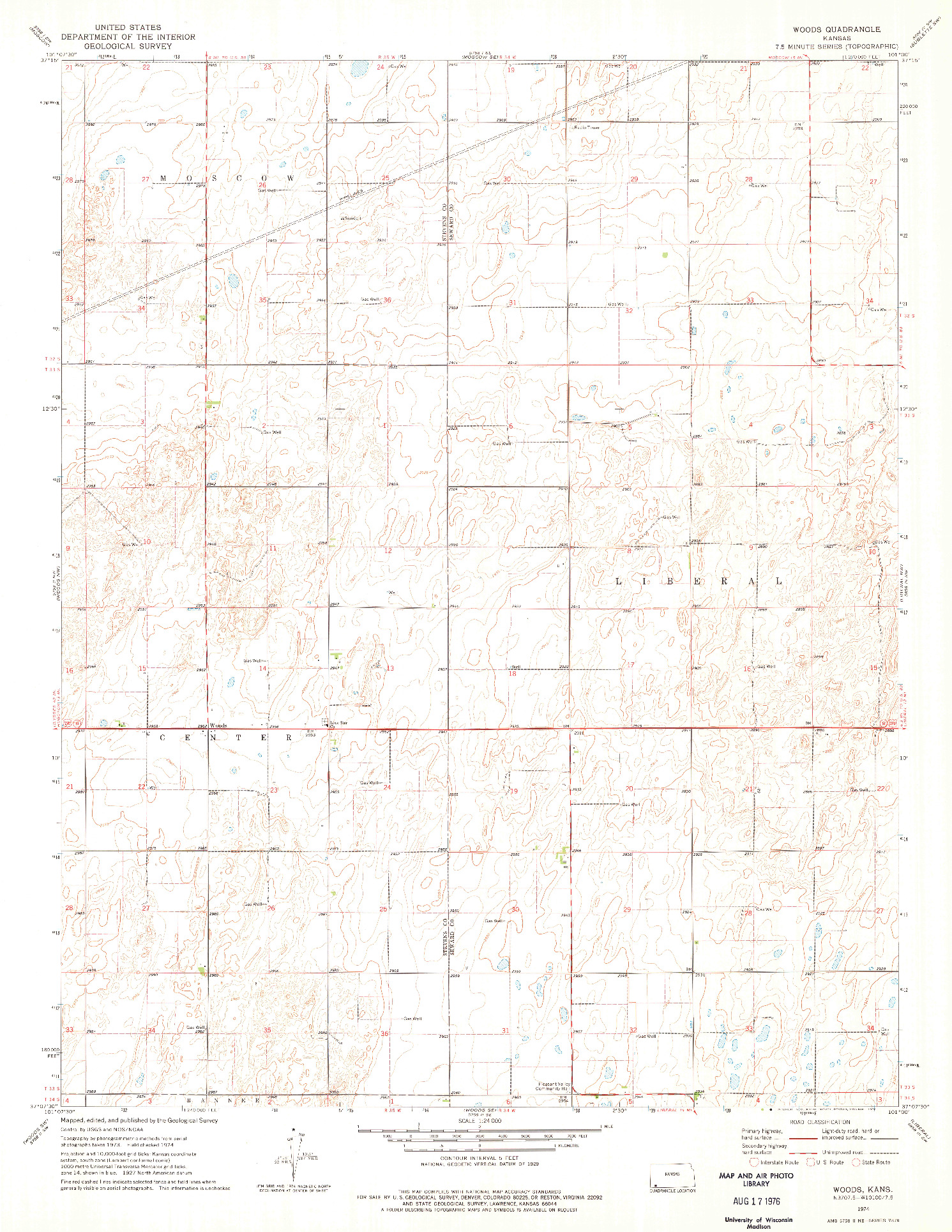 USGS 1:24000-SCALE QUADRANGLE FOR WOODS, KS 1974