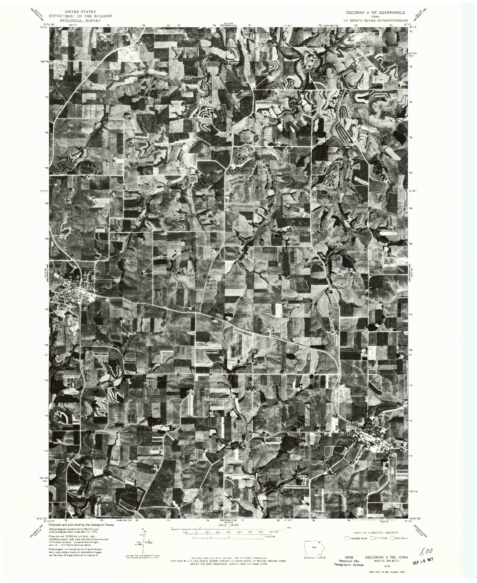 USGS 1:24000-SCALE QUADRANGLE FOR DECORAH 3 NE, IA 1975