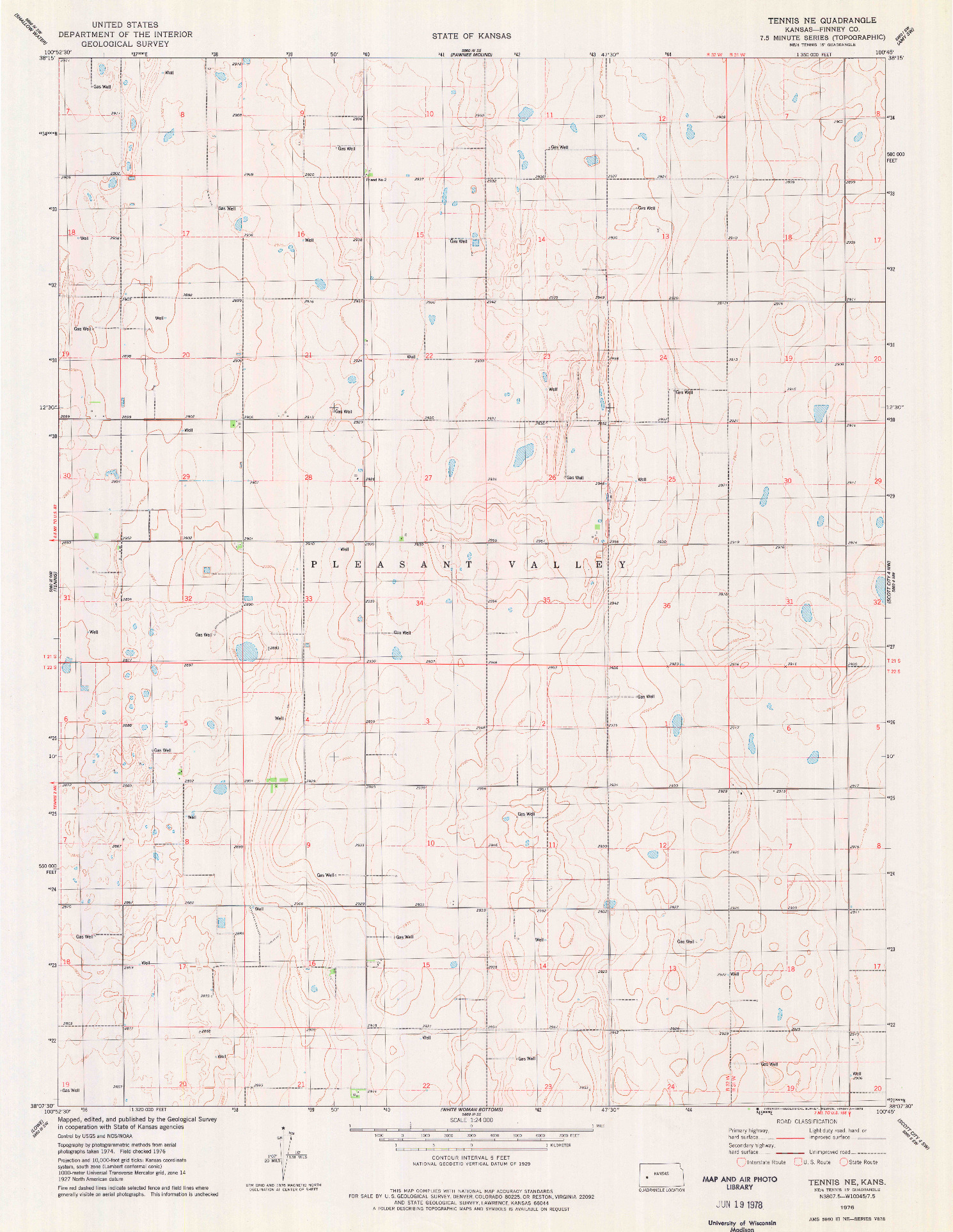 USGS 1:24000-SCALE QUADRANGLE FOR TENNIS NE, KS 1976