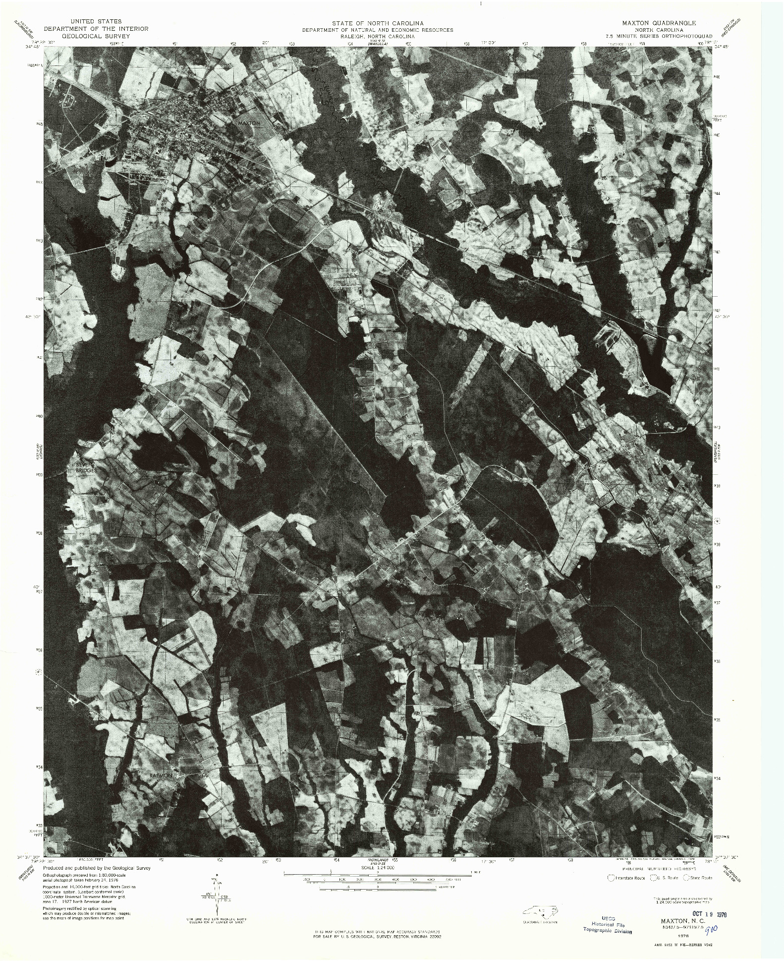 USGS 1:24000-SCALE QUADRANGLE FOR MAXTON, NC 1976