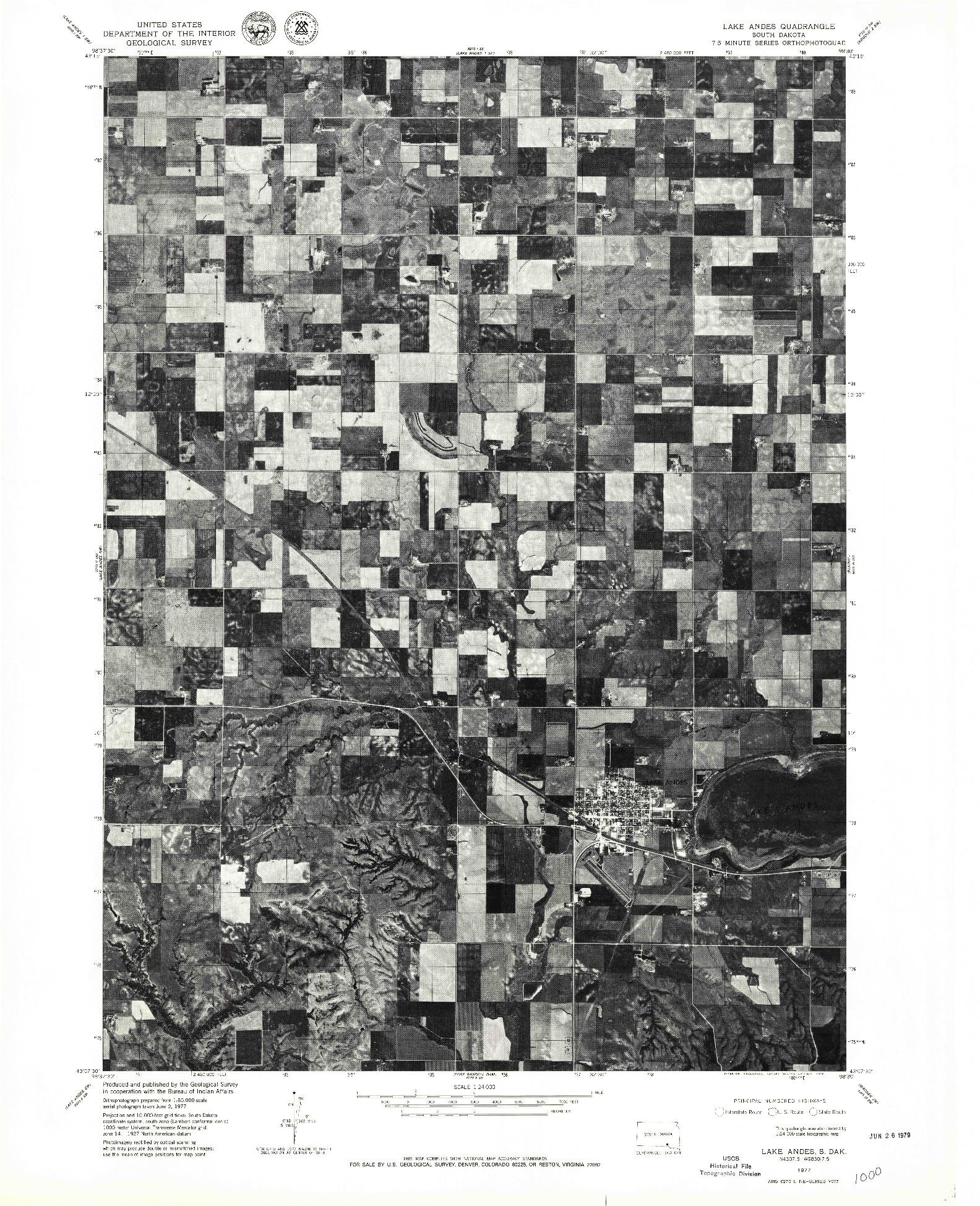 USGS 1:24000-SCALE QUADRANGLE FOR LAKE ANDES, SD 1977