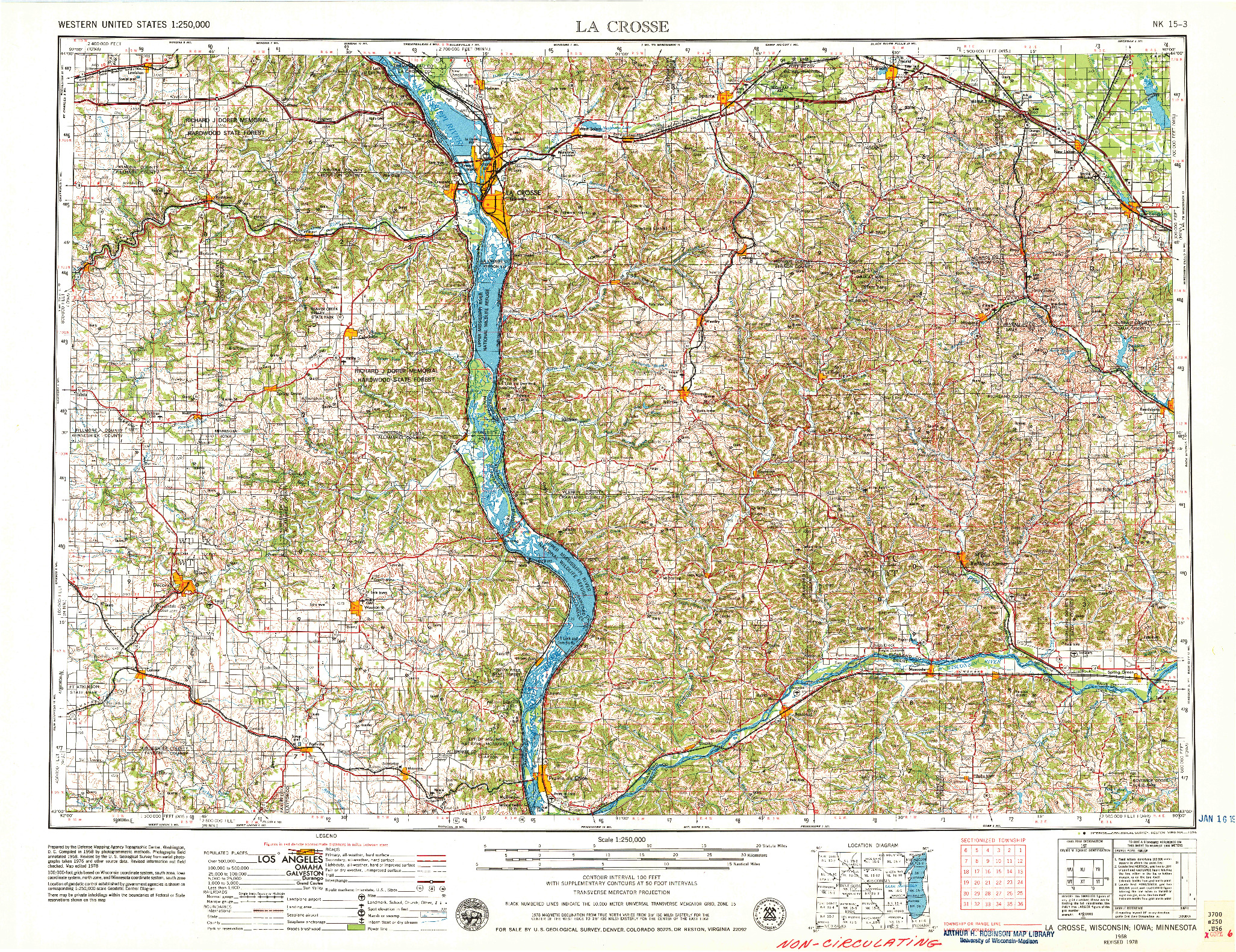 USGS 1:250000-SCALE QUADRANGLE FOR LA CROSSE, WI 1958