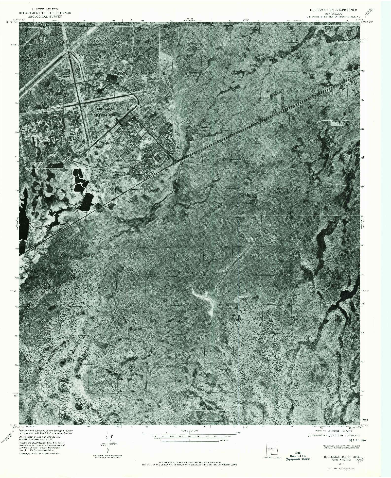 USGS 1:24000-SCALE QUADRANGLE FOR HOLLOMAN SE, NM 1976