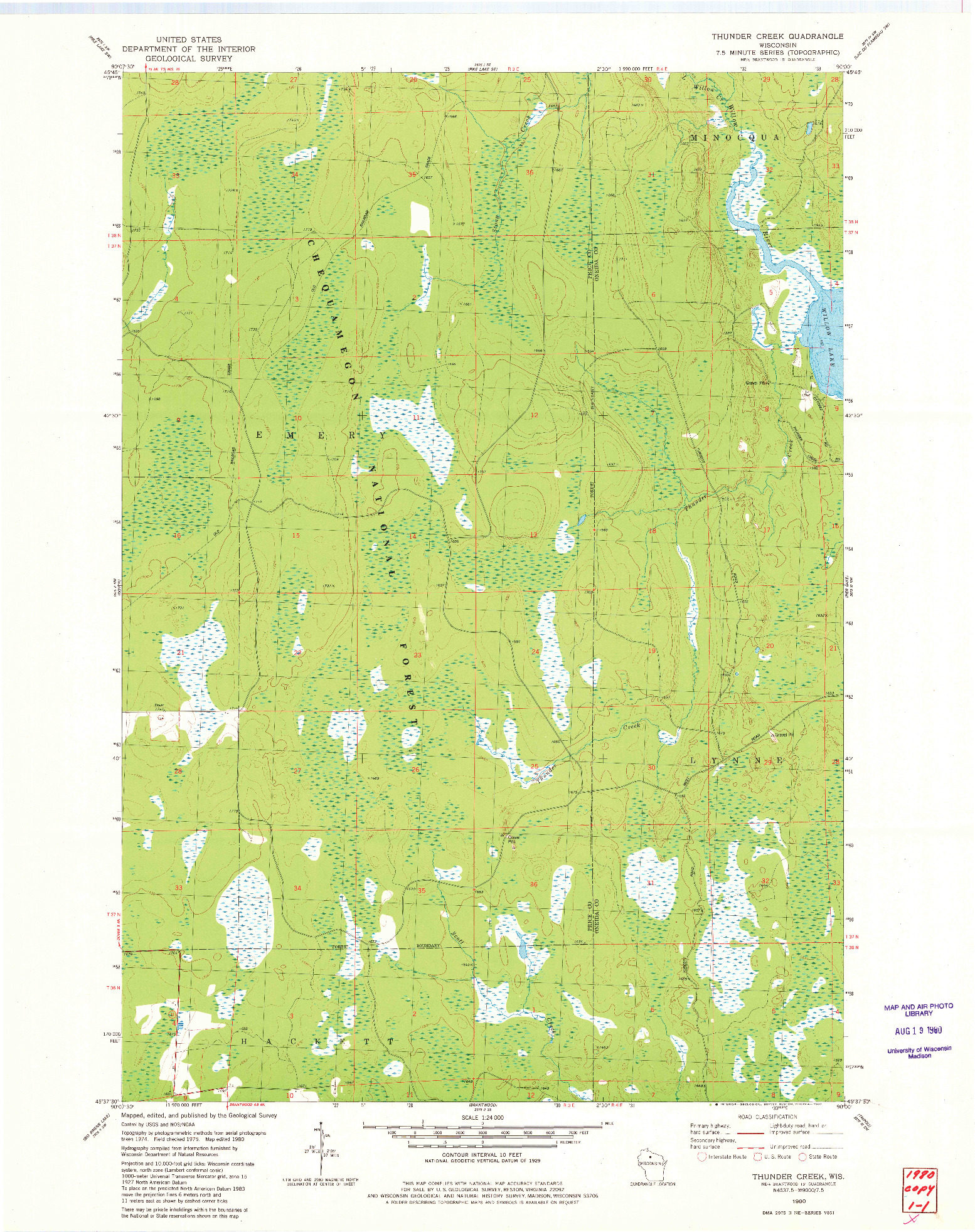 USGS 1:24000-SCALE QUADRANGLE FOR THUNDER CREEK, WI 1980