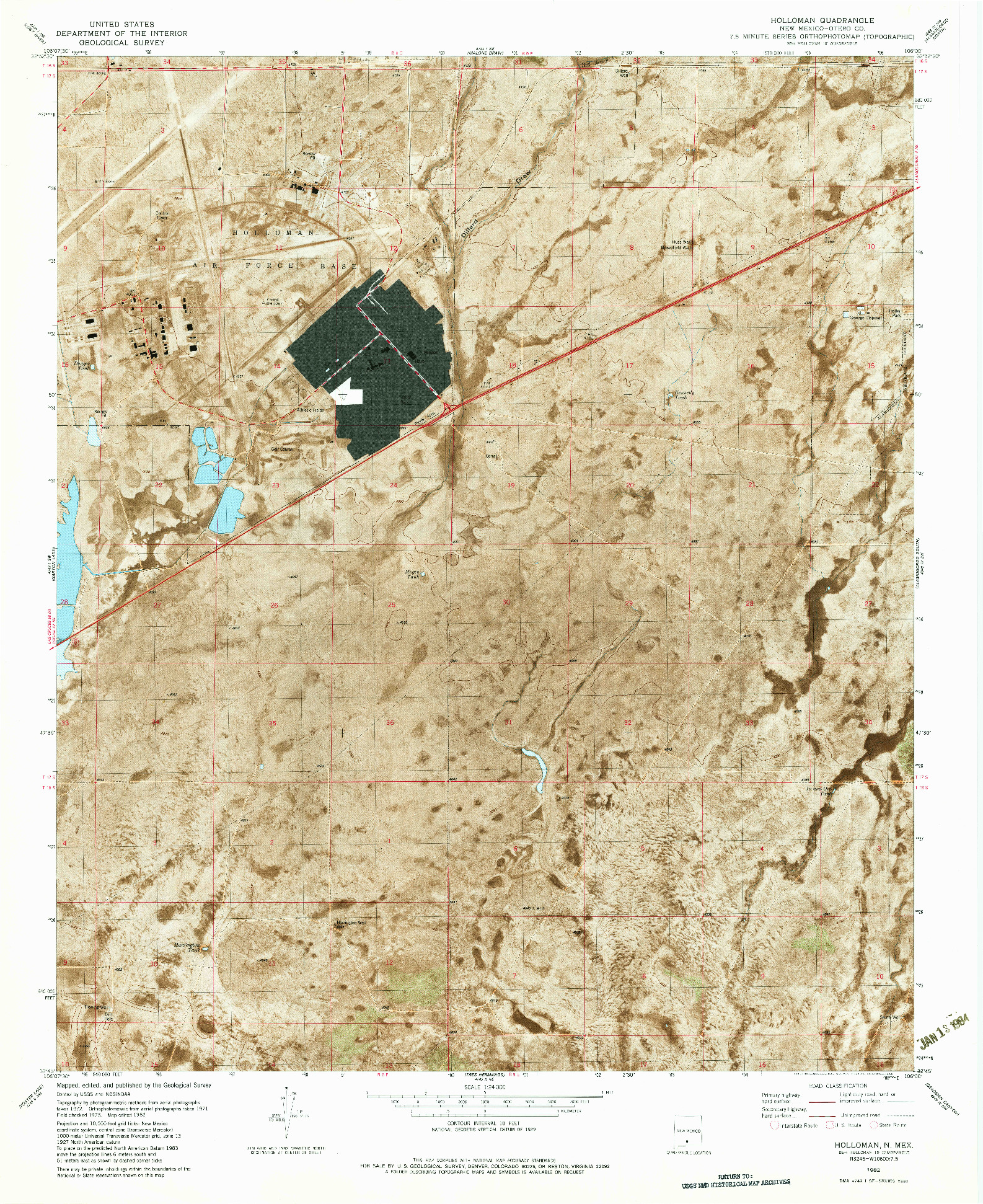 USGS 1:24000-SCALE QUADRANGLE FOR HOLLOMAN, NM 1982