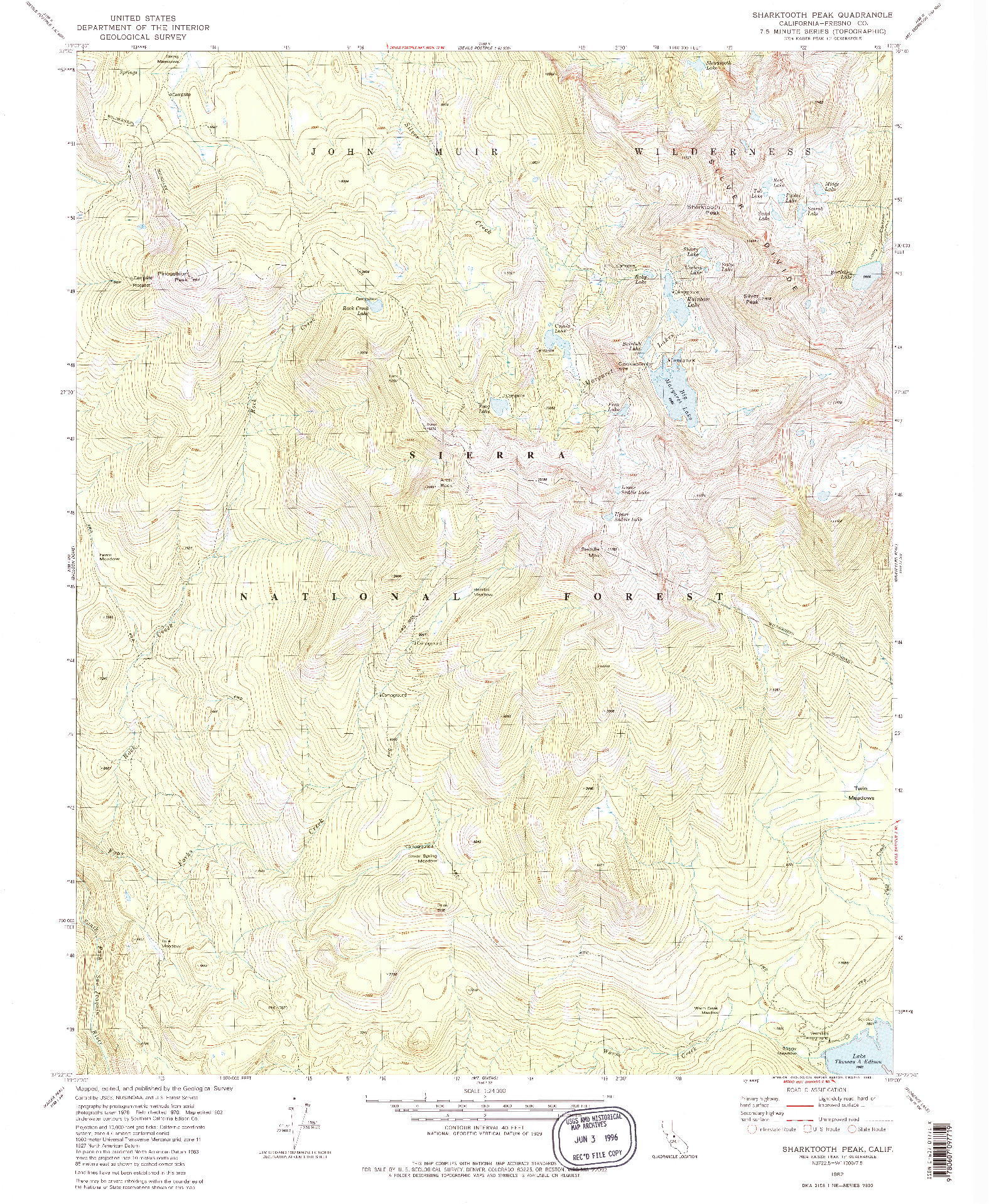 USGS 1:24000-SCALE QUADRANGLE FOR SHARKTOOTH PEAK, CA 1982