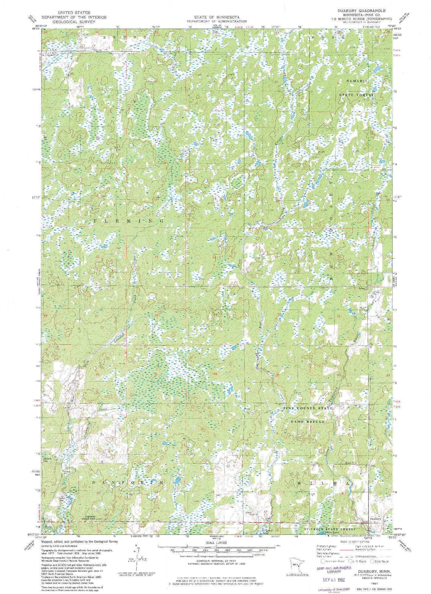 USGS 1:24000-SCALE QUADRANGLE FOR DUXBURY, MN 1981