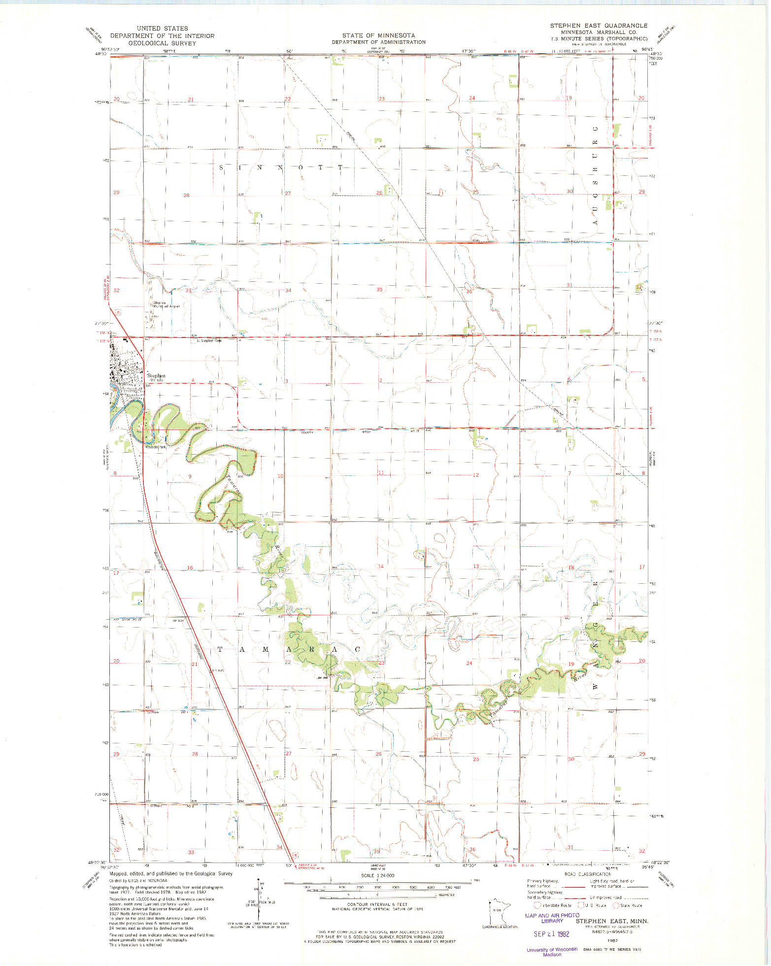 USGS 1:24000-SCALE QUADRANGLE FOR STEPHEN EAST, MN 1982