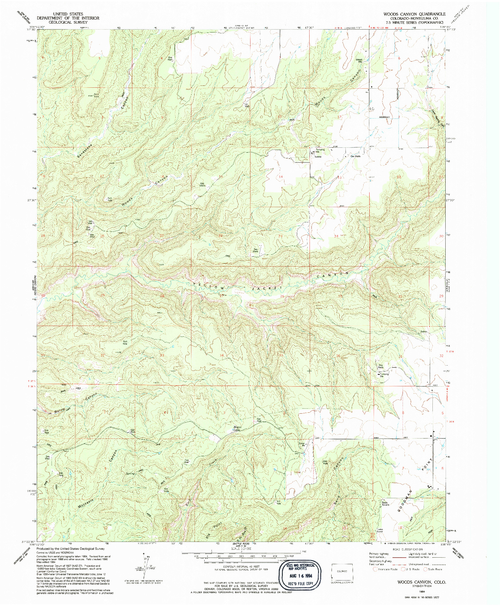 USGS 1:24000-SCALE QUADRANGLE FOR WOODS CANYON, CO 1994
