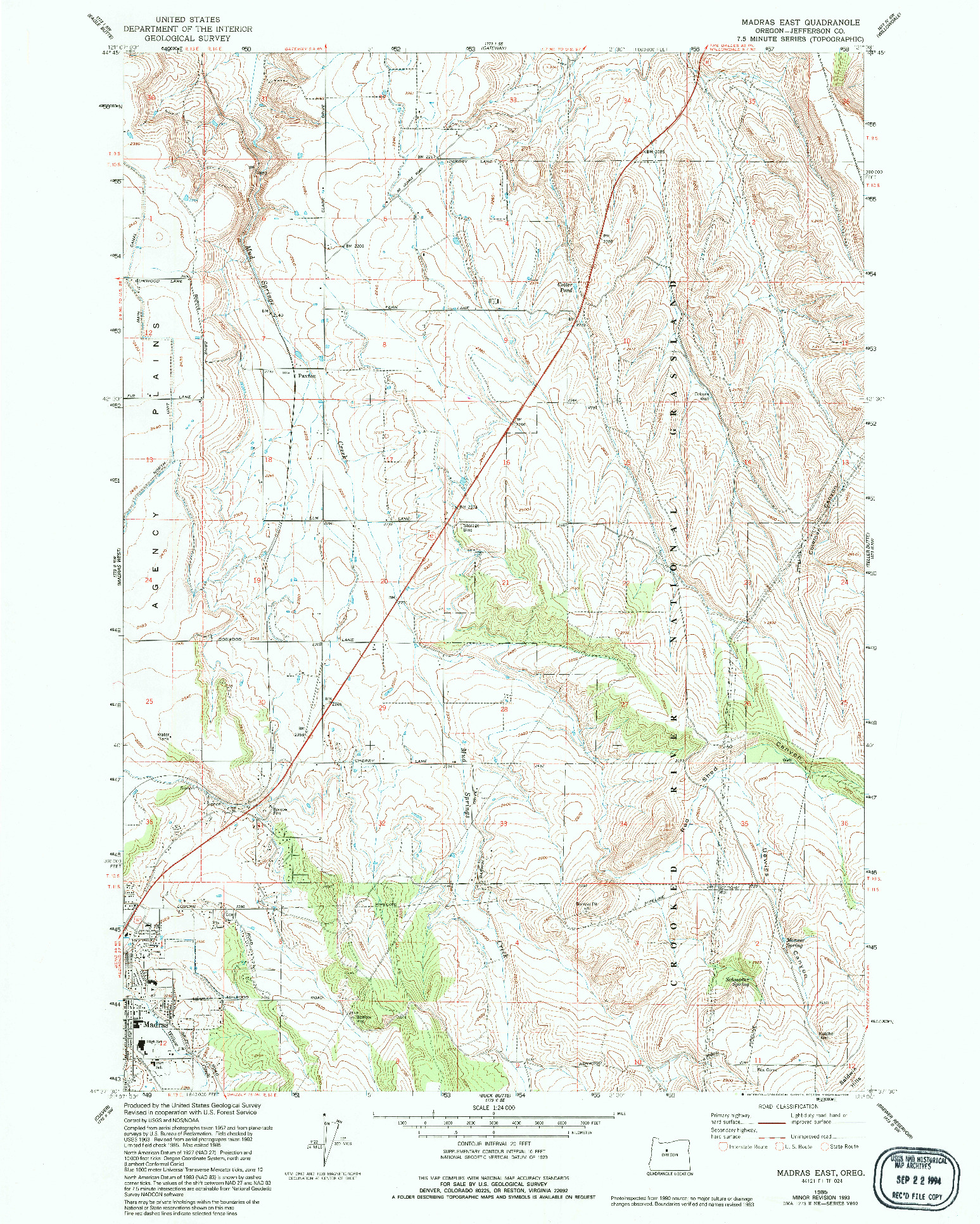 USGS 1:24000-SCALE QUADRANGLE FOR MADRAS EAST, OR 1985